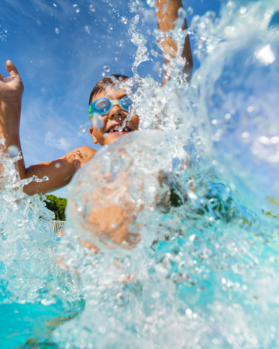 enfant plongeon